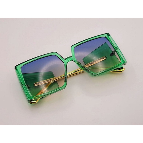 💎Green Square Framed Boho Fashion Sunglasses💎 - Picture 2 of 5
